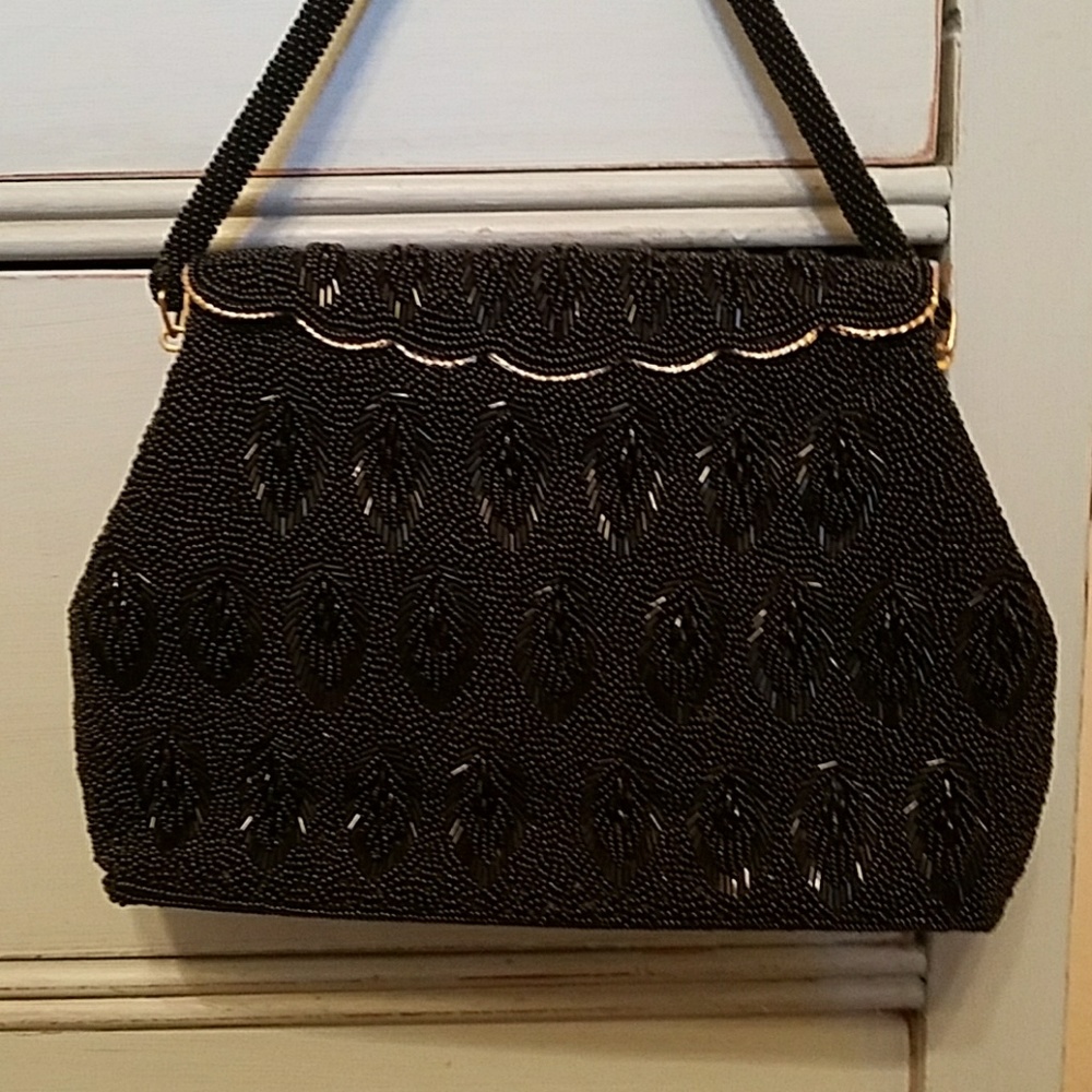 Vintage beaded evening bag.